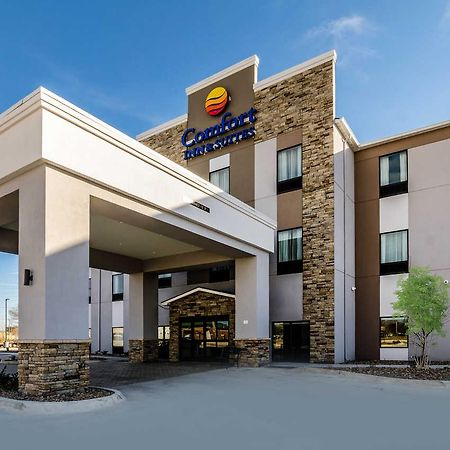 Comfort Inn & Suites Augusta Exterior photo